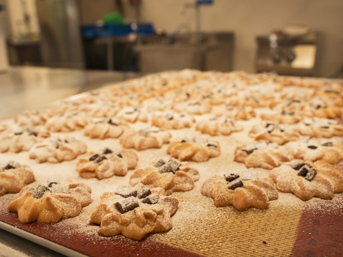 Bakes Tray
